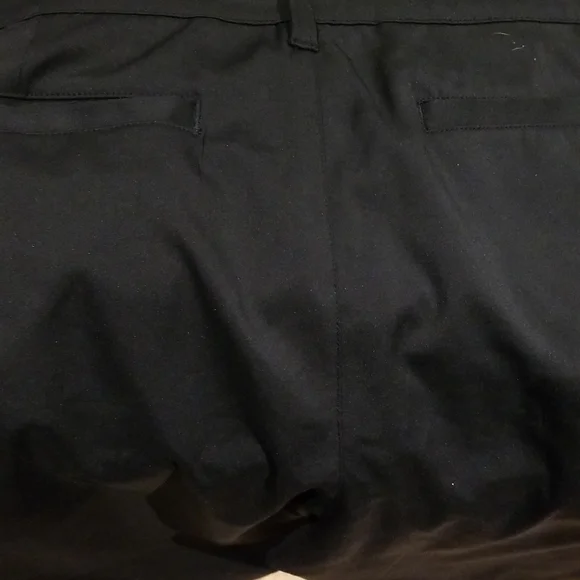 Bundle of golf shorts Greg Norman & Falls Creek Performance like new sz 36 - Picture 7 of 8